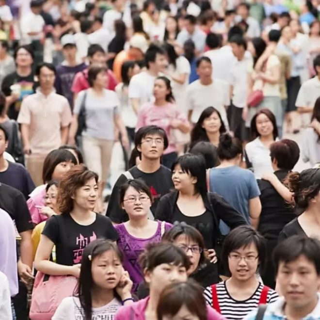 Yaponiya aholisi yarim million kishiga kamaydi