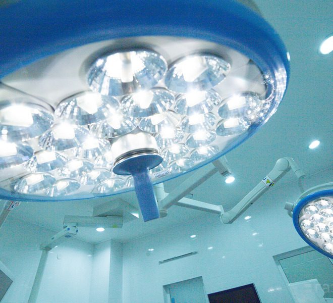 Bo‘kada 19 yoshli homilador ayol o‘limiga sababchi bo‘lgan shifokorga jazo tayinlandi