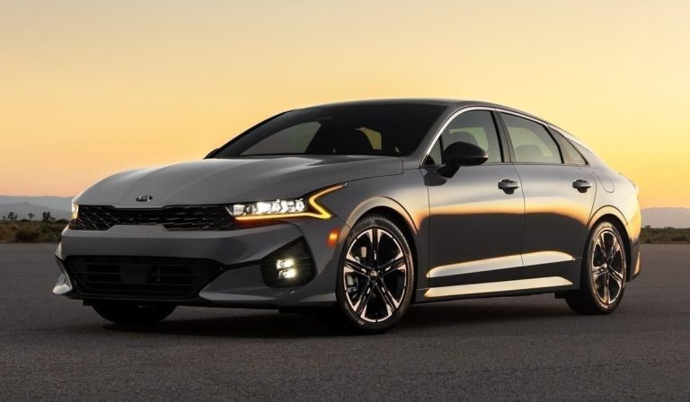 O‘zbekistonga to‘rt oyda qancha avtomobil import qilingani ochiqlandi