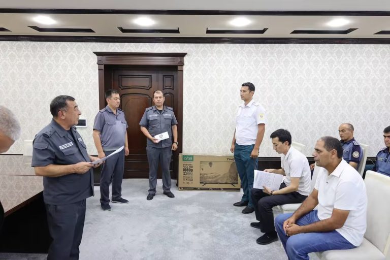 Qashqadaryoda joniga qasd qilish uchun o‘zini kanalga tashlagan fuqaroni ichki ishlar xodimi qutqardi