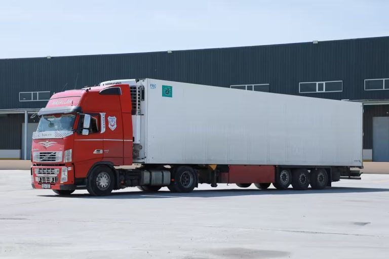 O‘zbekistonda ayrim tovarlarga import bojini ikki karra oshirib qo‘llash bekor qilinadi