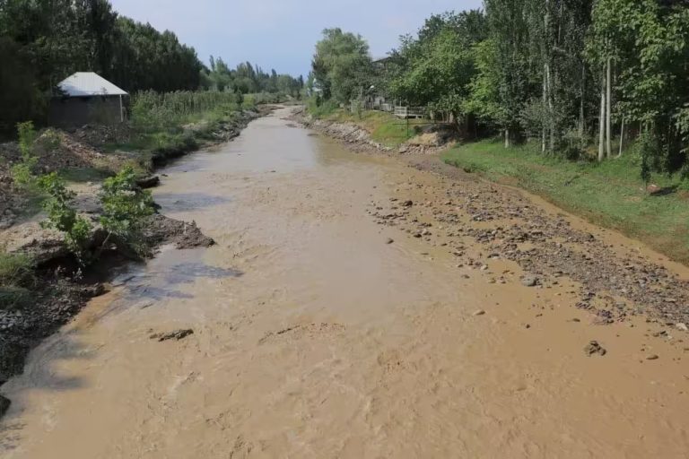 O‘zbekistonning 4 ta viloyatida sel xavfi e’lon qilindi