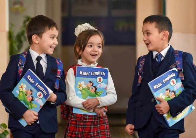 O‘zbekistonda yangi o‘quv yilida 700 mingdan ortiq bola 1-sinfga chiqishi kutilmoqda