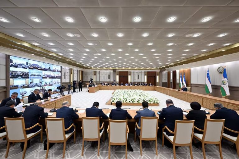 O‘zbekistonda aralash mato va gazlama 2028-yilgacha bojxona bojidan ozod etiladi