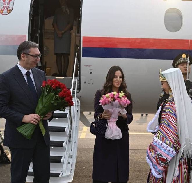 Serbiya prezidenti Aleksandr Vuchich rafiqasi bilan O‘zbekistonga keldi