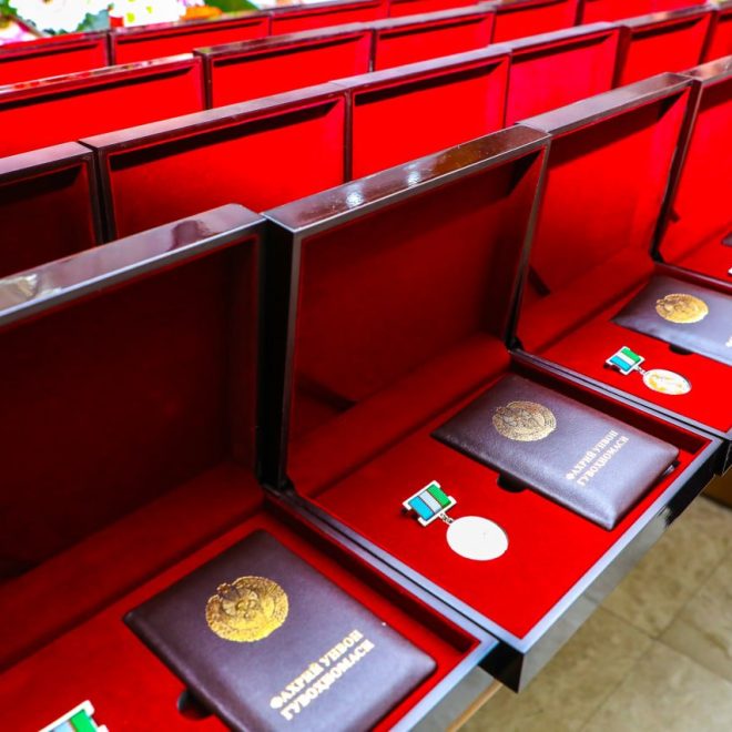 Giyohvandlikka qarshi kurashgan fuqarolar ko‘krak nishoni bilan taqdirlanadi