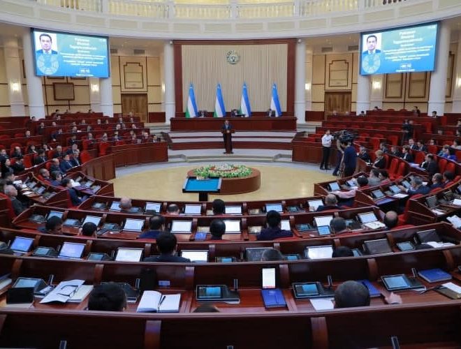 O‘zbekistonda davlat qarzini boshqarish vakolati parlamentga o‘tkaziladi